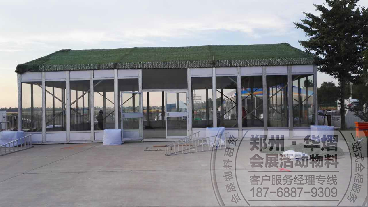 <b>10米跨度玻璃篷房</b>