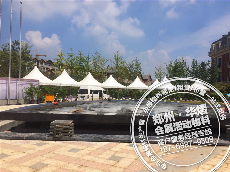 <b>美食街活动特制尖顶篷房出租搭建厂家,河南华熠</b>