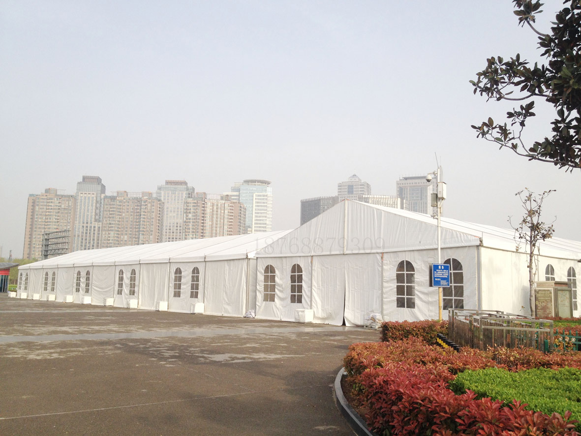 <b>展会篷房/帐篷</b>