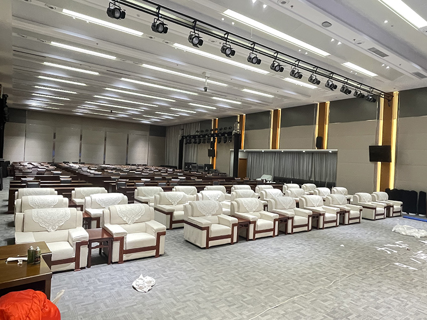 <b>郑州布艺沙发出租河南展会活动沙发茶几租赁</b>