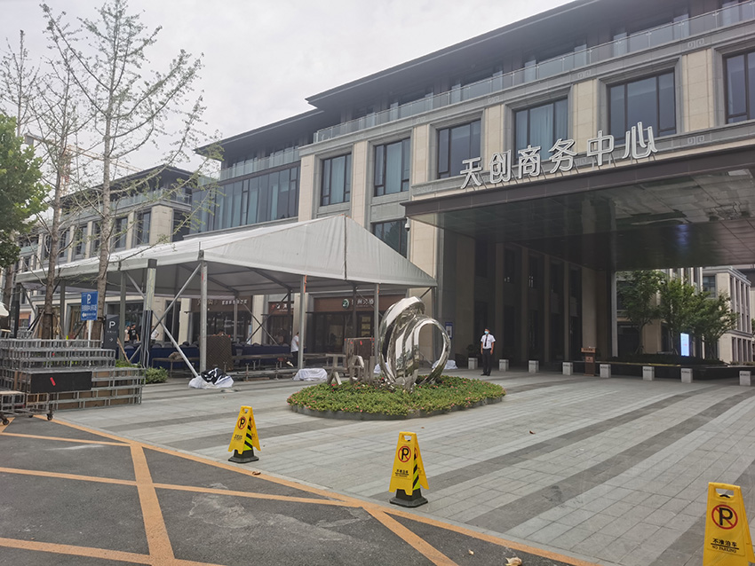 <b>郑州12米跨度篷房出租活动遮阳防雨蓬房租赁公司</b>