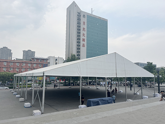 <b>大型活动遮阳篷房</b>